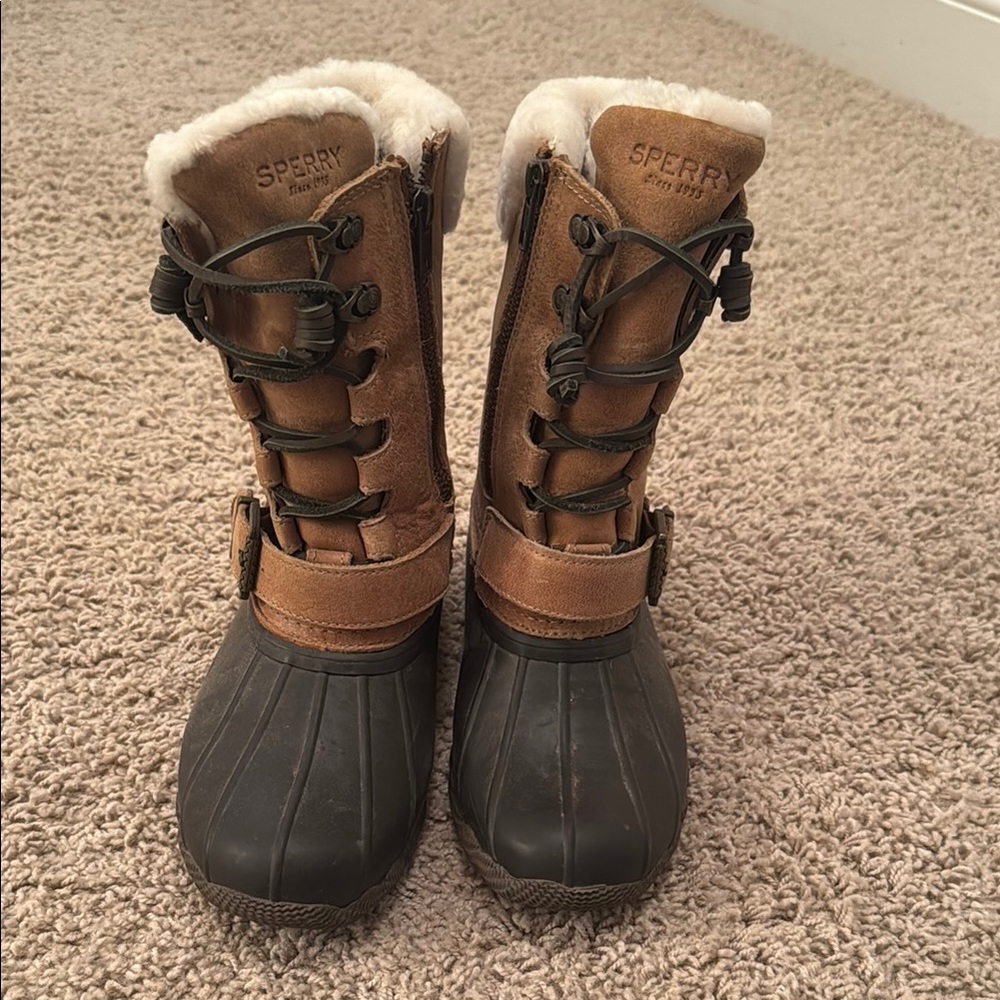 Sperry Brown and Black Winter Boots